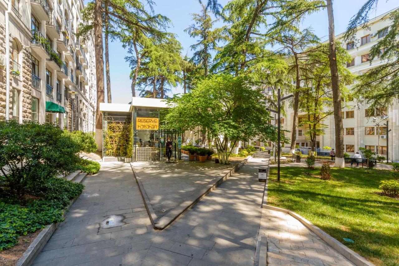 Tbilisi Two Bedroom Apartment Экстерьер фото